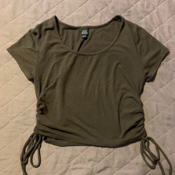 Wild Fable Womens Ribbed Green Crop Top Size Large Casual Simple Basic Cute - Picture 1 of 4